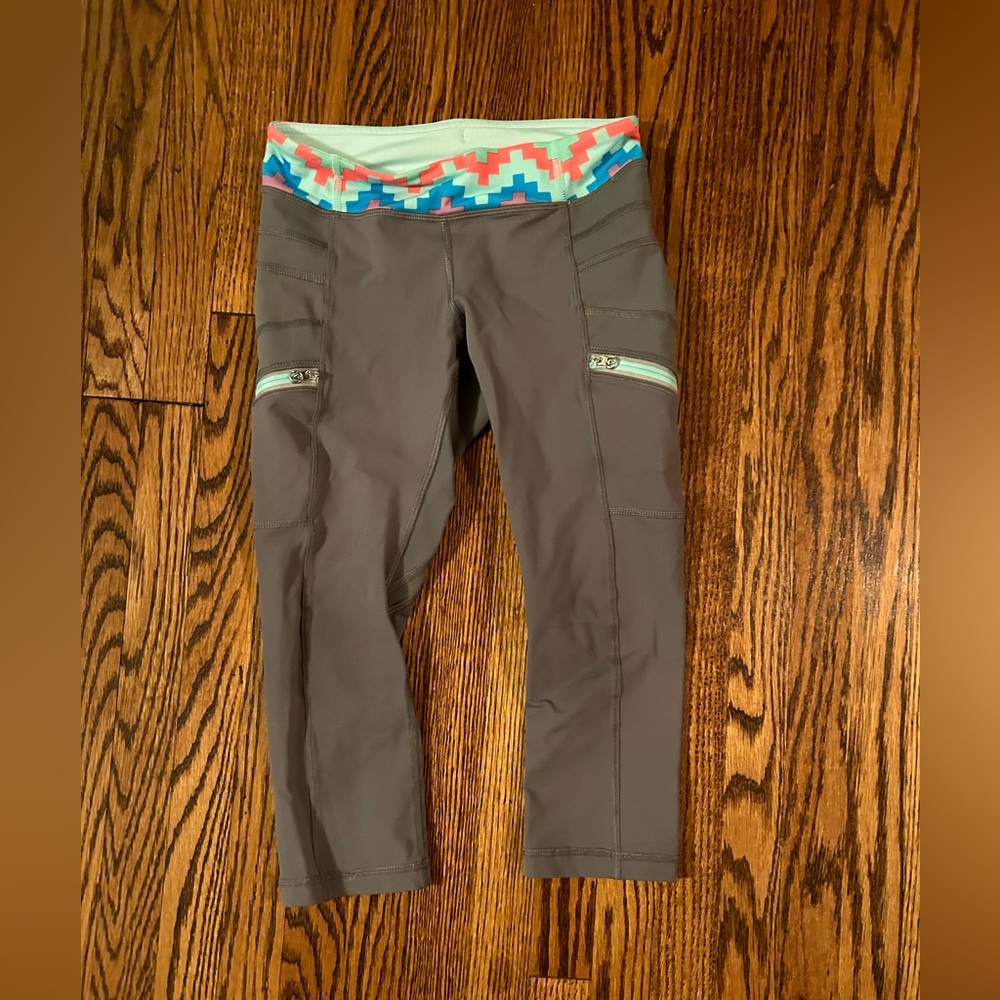 Ivivca size 8 capri